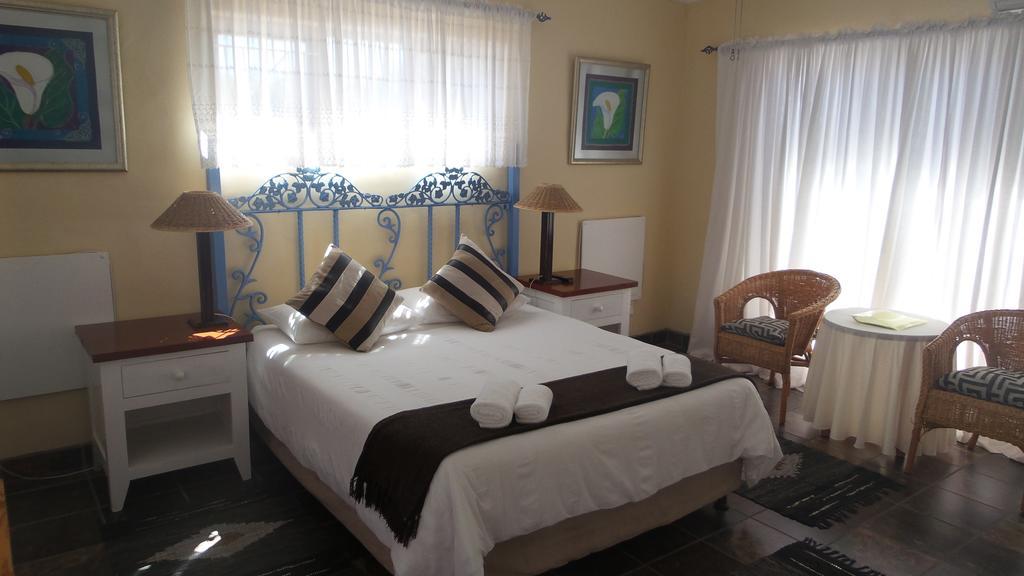 Sir Lambert'S Guesthouse Lambertʼs Bay الغرفة الصورة